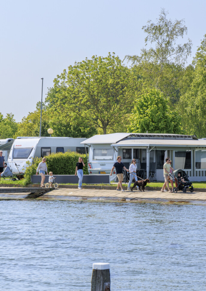 Aanzicht de Paardekreek vanaf het Veerse Meer
